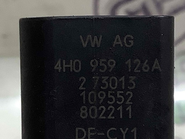 Датчик давления кондиционера добрий стан, технічно справний 4H0959126A