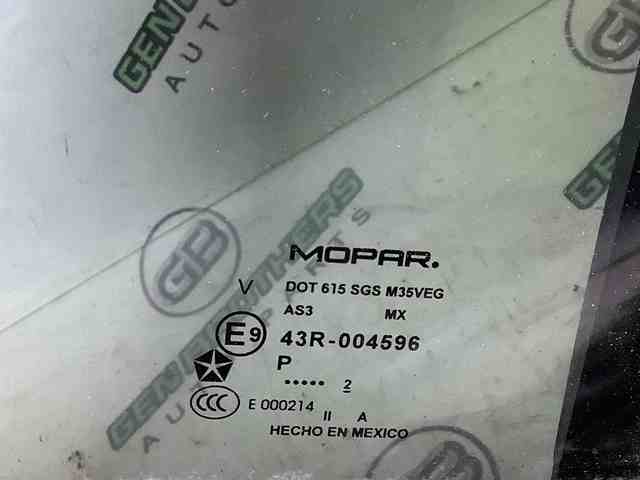 5067773AD CHRYSLER Стекло-форточка двери задней левой купить в Запорожье