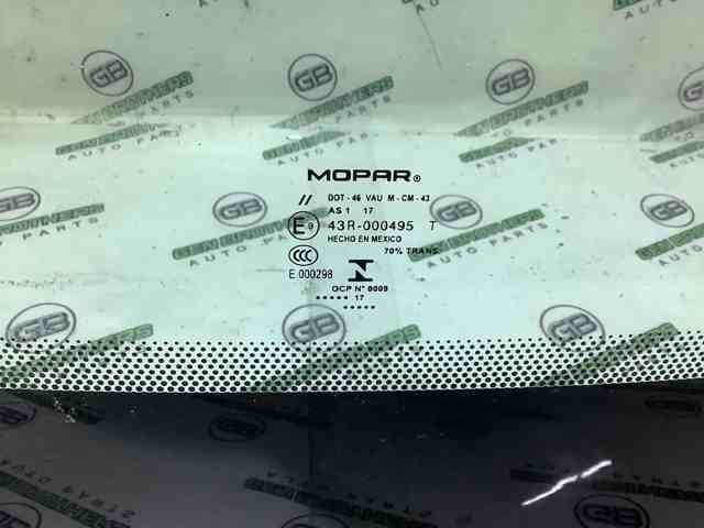 CHRYSLER 5155280AH Лобовое стекло в наличии Ирпень