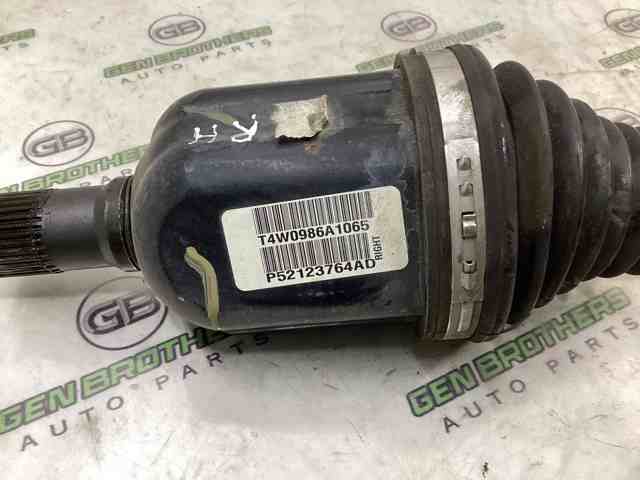 CHRYSLER 52123764AD Правая полуось в наличии Днепр