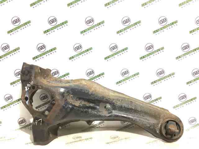 Кулак поворотный левый 5272715AD CHRYSLER