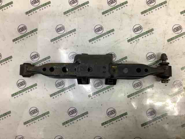 Рычаг задней подвески нижний, правый 551104BA0A NISSAN