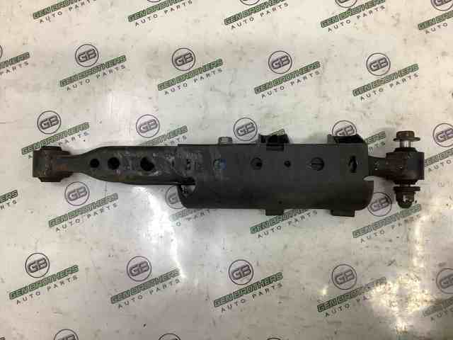 Балансир задний нижний, левый 551114BA0A NISSAN