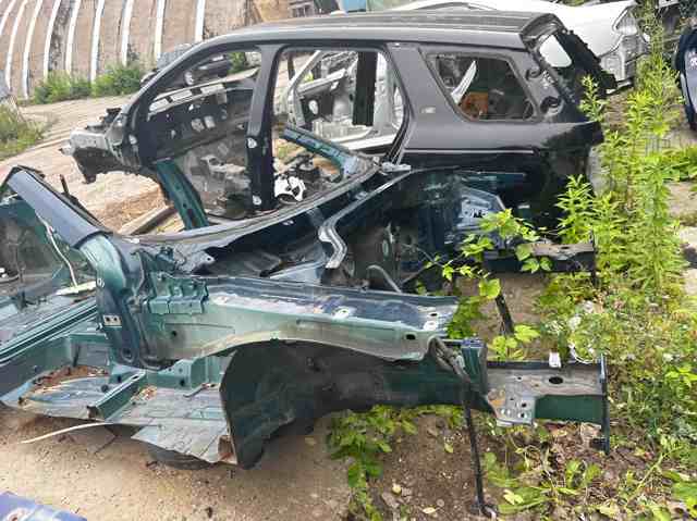 VAG 561803092C Лонжерон правый в наличии Запорожье