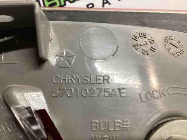 Задняя левая внутренняя фара 57010275AE CHRYSLER