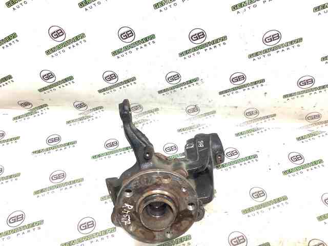Цапфа (поворотный кулак) передний правый 5C0407256 VAG