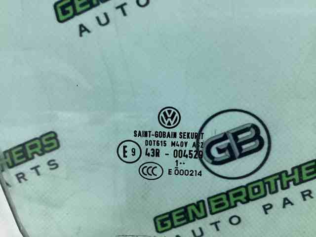 5C6845202C VAG Стекло двери передней правой купить в Сумы