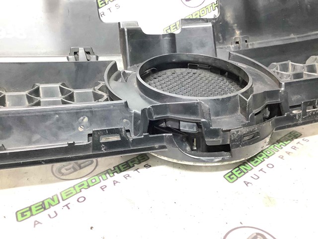 5C6853653A VAG Решетка радиатора купить в Кривой Рог