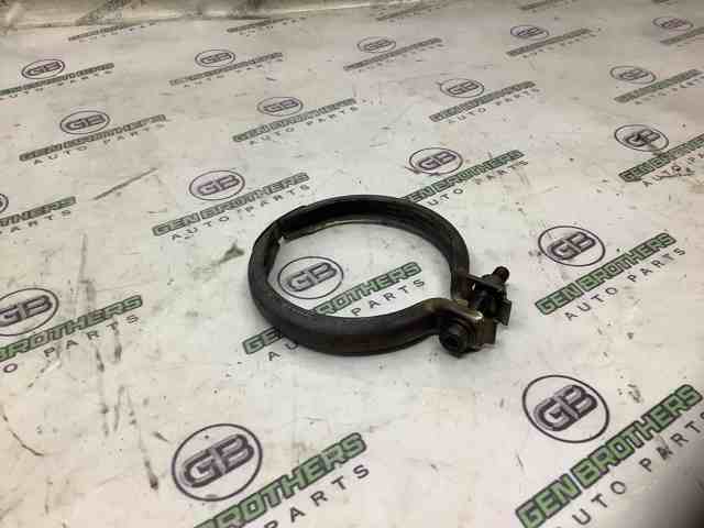 Крепление глушителя переднее 5Q0253725C VAG