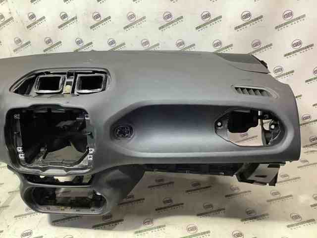 CHRYSLER 5UV73LXHAA Торпедо в наличии Запорожье