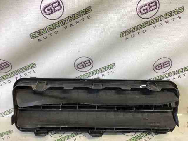 BMW 64226910722 Решетка вентиляции салона задняя в наличии Черкассы