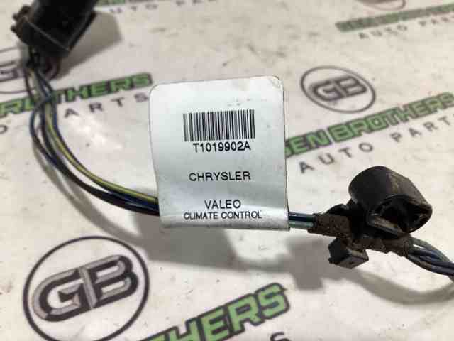 68065848AE CHRYSLER купить в Ровно