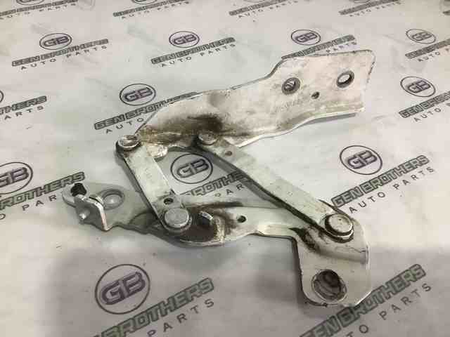 Завеса капота левая 68086321AA CHRYSLER