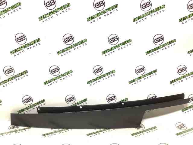 Накладка двери передней правой вертикальная 68102562AA CHRYSLER