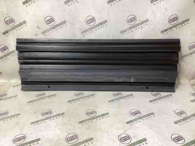 Защита бампера переднего, правая 68140328AA CHRYSLER