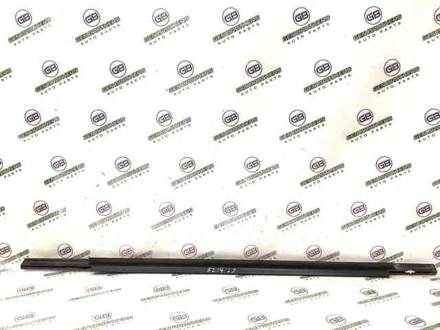 CHRYSLER 68142975AD Уплотнитель стекла задней левой двери в наличии Николаев