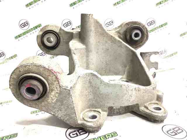 68200070AD CHRYSLER Цапфа задняя правая купить в Чернигов