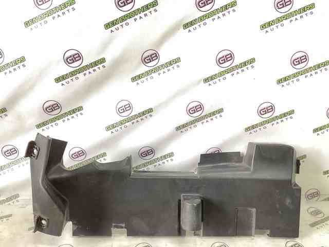 Воздуховод/дефлектор радиатора, правый 68207948AA CHRYSLER
