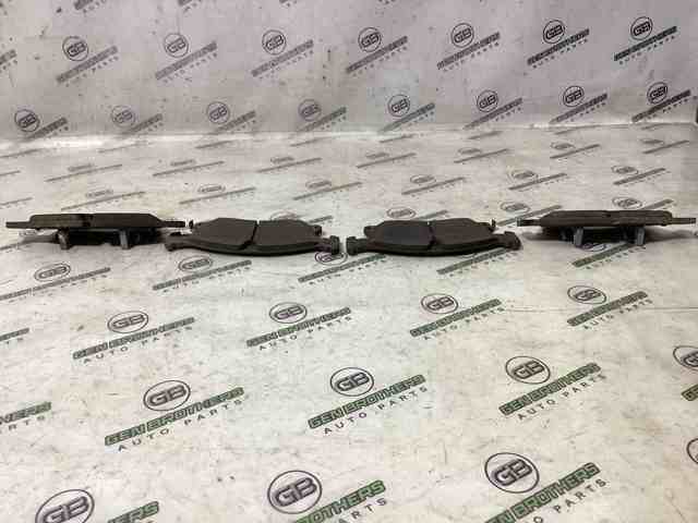 CHRYSLER 68273101AA Колодки тормозные задние дисковые в наличии Черновцы