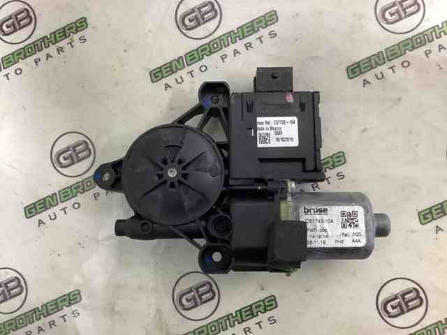 Мотор стеклоподъемника водительской двери 68302551AA CHRYSLER
