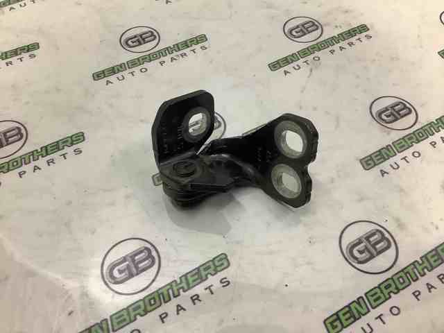 Петля передней двери правая 68306524AA CHRYSLER