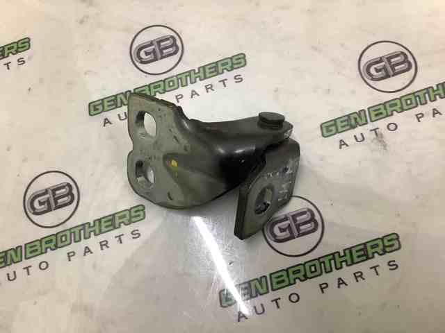 CHRYSLER 68306527AA Петля двери передней левой в наличии Тернополь