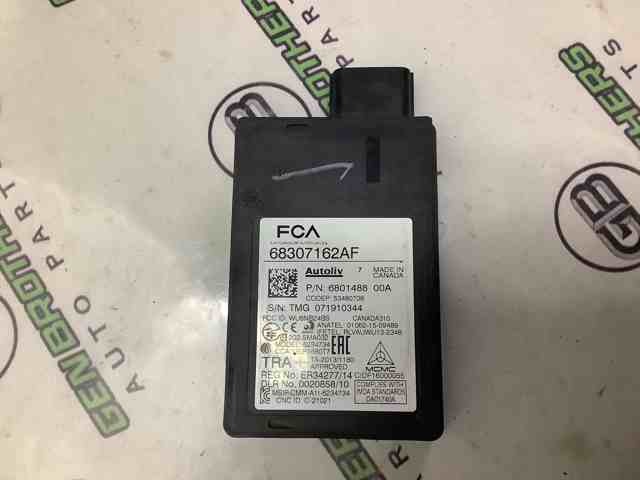 Датчик контроля мертвой зоны, задний 68307162AF CHRYSLER