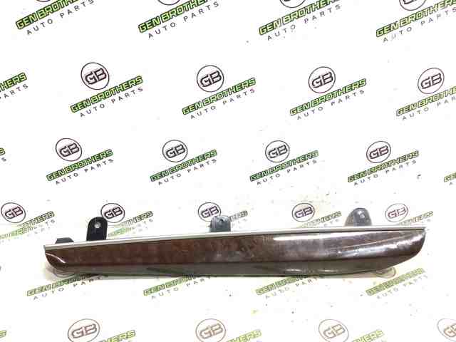 NISSAN 684113JA0A в наличии Житомир