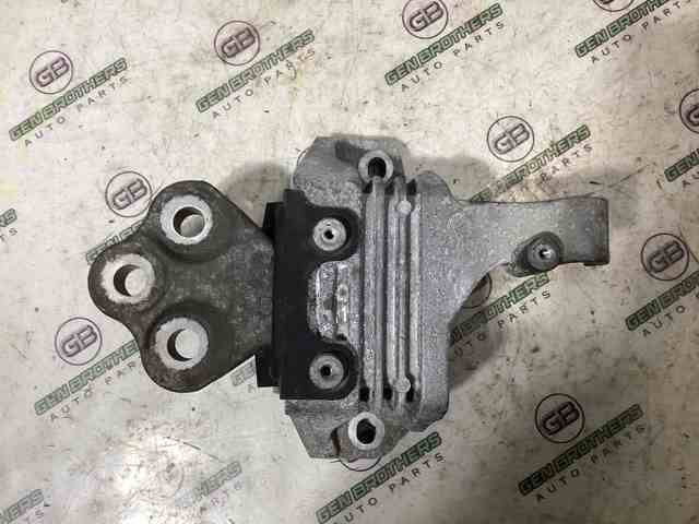 Левая опора двигателя 68418876AB CHRYSLER