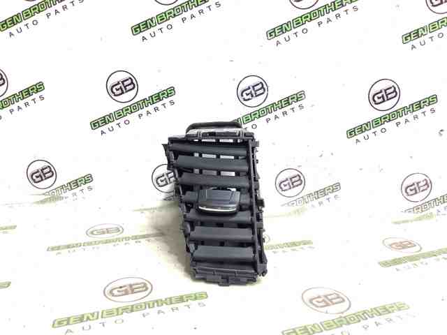 NISSAN 687513JA0A в наличии Черновцы