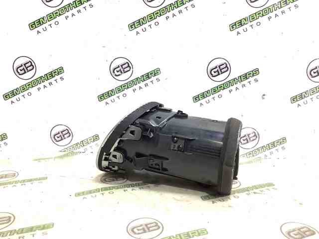 NISSAN 687603KA0A в наличии Житомир