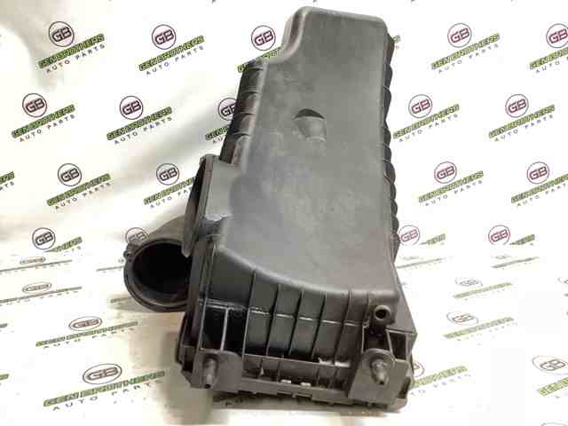 Корпус воздушного фильтра, левый 7L0128607 VAG