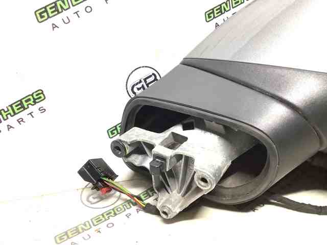 VAG 7P6857508A Правое зеркало в наличии Украина