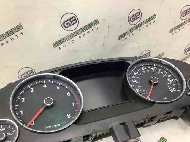 VAG 7P6920983 Панель приборов в наличии Ровно