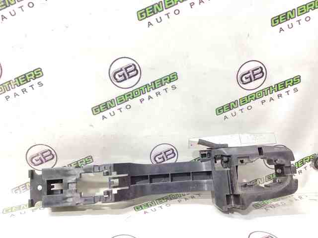 Держатель наружной ручки двери, задней левой 806114GA1B NISSAN