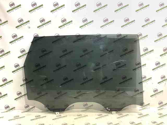 Стекло задней правой двери 823003JA1C NISSAN