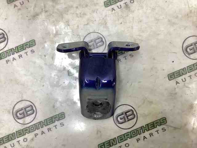 824214CL0A NISSAN Петля двери задней левой купить в Харьков