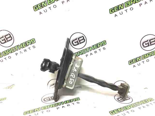 NISSAN 824304GA0A Ограничитель задней двери в наличии Запорожье