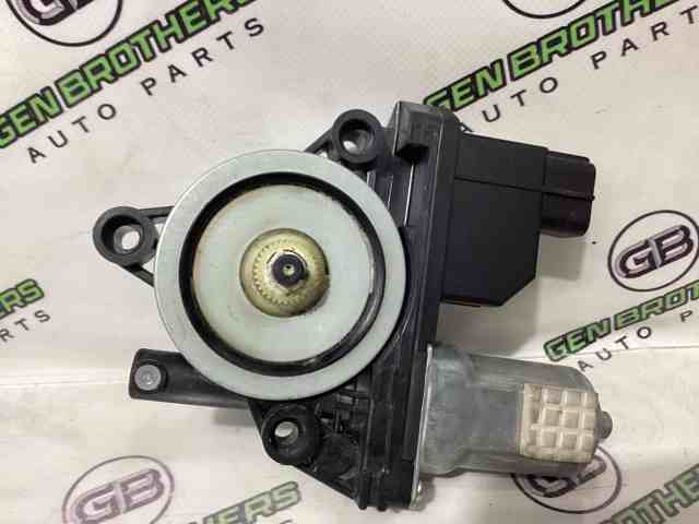 Привод электростеклоподъемника передний 82450C1010 HYUNDAI