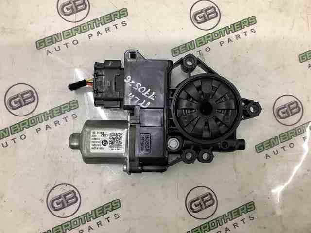 Мотор стеклоподъемника двери передней, левой 82450CV010 HYUNDAI