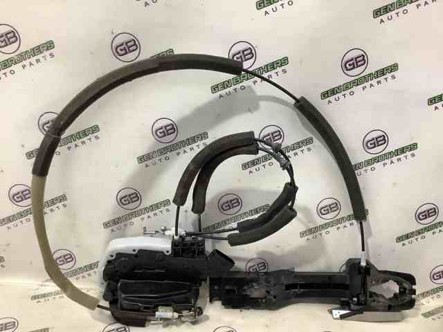 Замок задней двери, правой 825004GA0A NISSAN