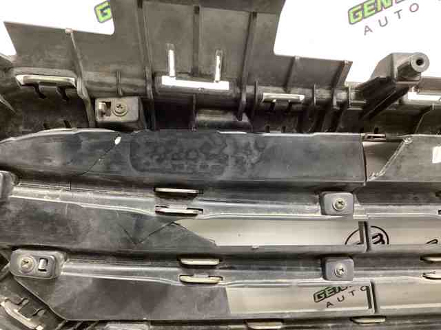 Облицовка радиатора 86350C2000 HYUNDAI