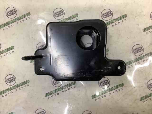 Кронштейн усилителя заднего бампера 86641GI000 HYUNDAI