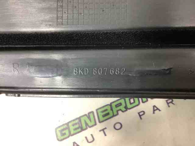 VAG 8KD807682 Решетка радиатора в наличии Житомир