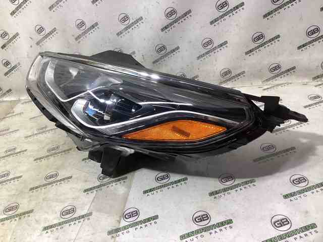 92101C2500 HYUNDAI Левая фара купить в Кривой Рог