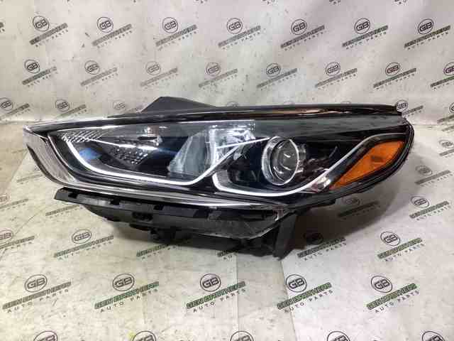 Блок фара левая 92101C2500 HYUNDAI