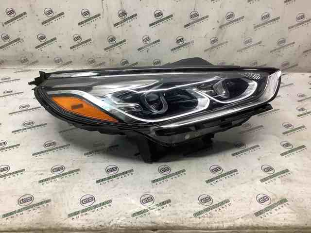 HYUNDAI 92102C2600 Фара правая в наличии Чернигов