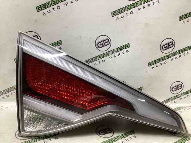 Задний левый внутренний фонарь 92403E6120 HYUNDAI