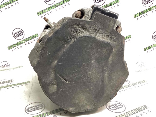 926004GA0A Компрессор кондиционера купить Кривой Рог