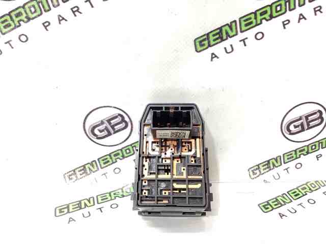 HYUNDAI 93530D4000 в наличии Черновцы